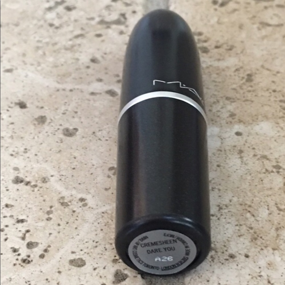 MAC LIPSTICK - Picture 2 of 2